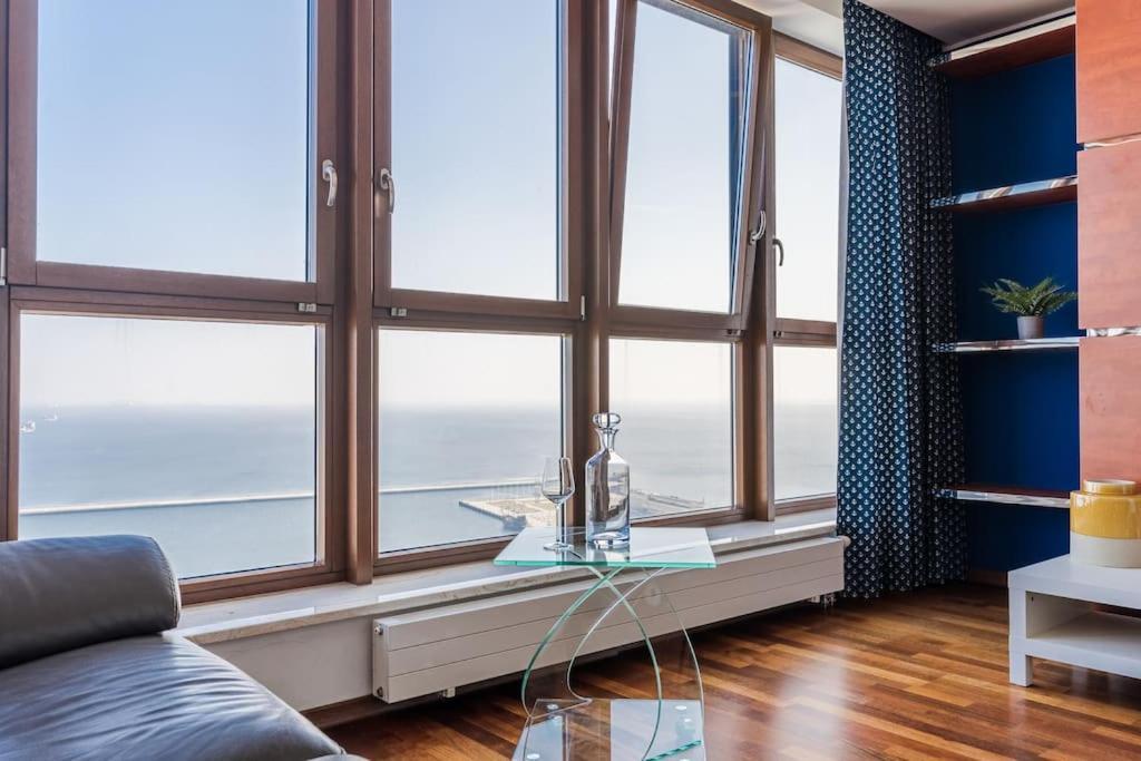 Golden Apartments An Hryniewickiego 6A Gdynia Ngoại thất bức ảnh