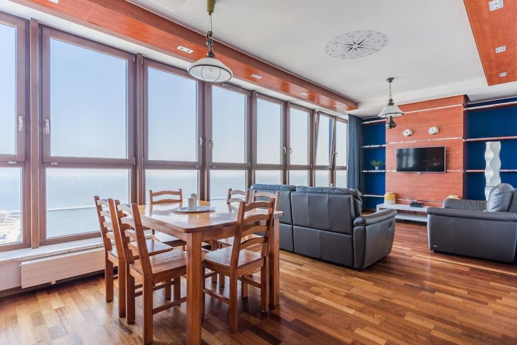 Golden Apartments An Hryniewickiego 6A Gdynia Ngoại thất bức ảnh